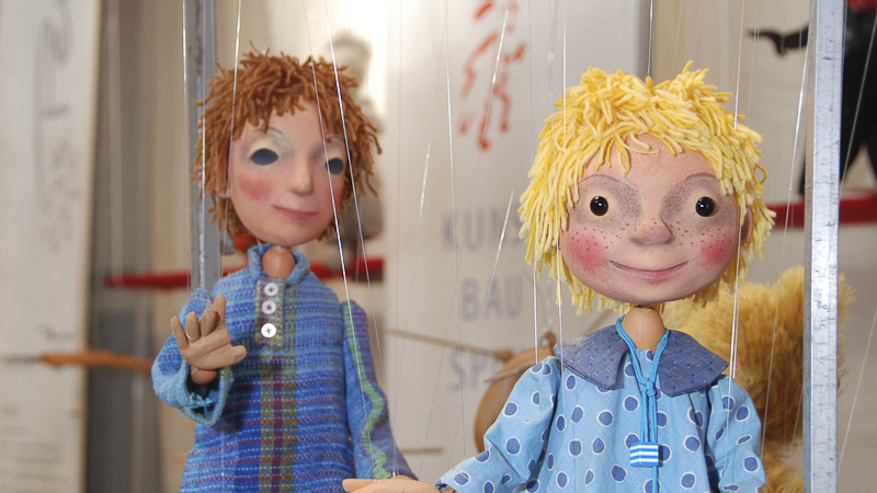 Detlef Schmelz & Marlene Gmelin, Marionetten (2013)